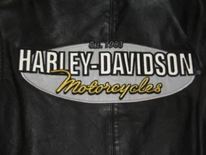 NEW - WOMAN'S HARLEY-DAVIDSON GENUINE LEATHER JACKET, VERY SOFT, SIZE SMALL - Bild 1 von 1