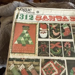 Vogue Santa Pack #1-1312 parzialmente tagliato - vedi foto - Foto 1 di 15