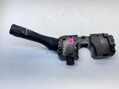Interruptor de control de intermitente e limpiaparabrisas Nissan NV1500 NV2500 NV3500 2012-2021 OEM Foto 1 de 4