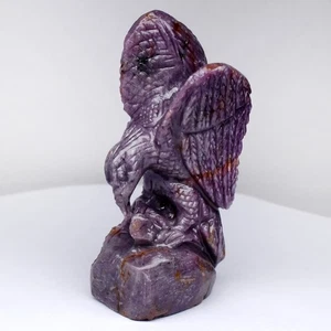 💎 214.20ct Hunting Hawk Carving Natural Unheated Reddish Purple Sapphire Gem - Picture 1 of 7