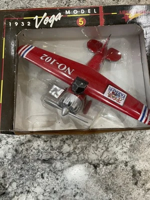 1932 Lockheed Vega Model 5 Plane Bank Die Cast Toy Farmer NO-102 Collector NIB - Image 1 of 4