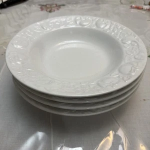 "Lote de 4 cuencos de pasta por encima y por detrás tomates en relieve hechos en Italia 10,5"" blancos" - Imagen 1 de 4