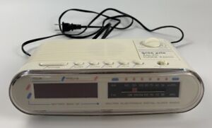 '80s Vaporwave Gran Prix D510 Electronic Digital Alarm Clock Radio TESTED