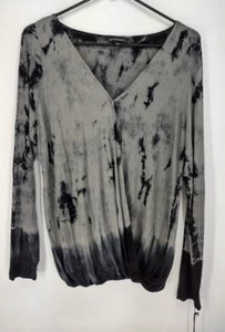 Rock & Republic Drape Front Knit Shirt Size M Tie Dye Gray Black Stretch NWT - Picture 1 of 12