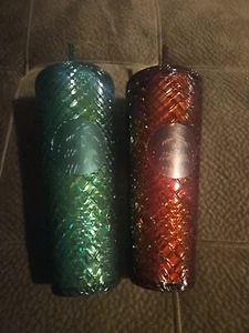 Starbucks 24oz (2) Holiday 2021 Jewel Grid in Merlot Red & Green - Bild 1 von 4
