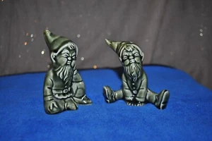 VTG REGINA Inc Salt & Pepper Shakers Green Troll Gnome MINI Leprechauns IRELAND - Picture 1 of 4