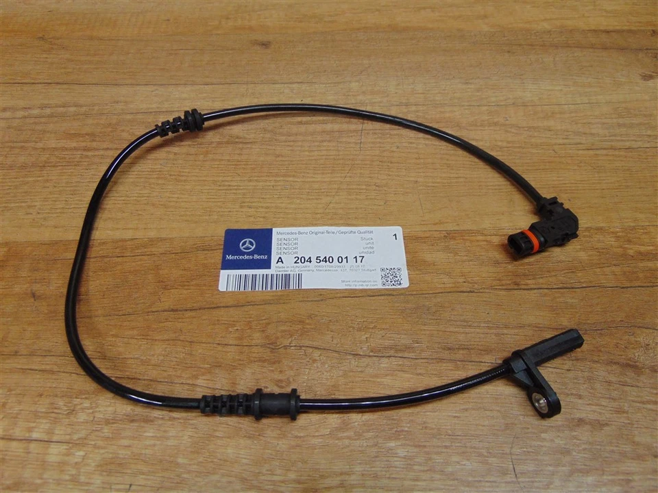 Front Axle Rotational Speed Sensor Genuine Mercedes W204 - A2045400117 - Image 1 of 1