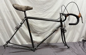 Vintage 1984 Univega Gran Turismo 52cm C-C CrMo Touring Frame Shimano 600++ - Picture 1 of 13