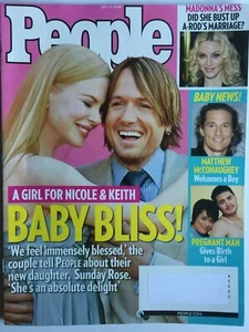 NICOLE KIDMAN April 2003 PEOPLE Magazine SUZANNE SOMERS / BENICO DEL TORO - Picture 1 of 3