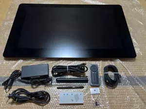 Wacom Cintiq Pro 32 Zoll Touch 4k UHD Grafiktablett Creative Pen getestet - Bild 1 von 4