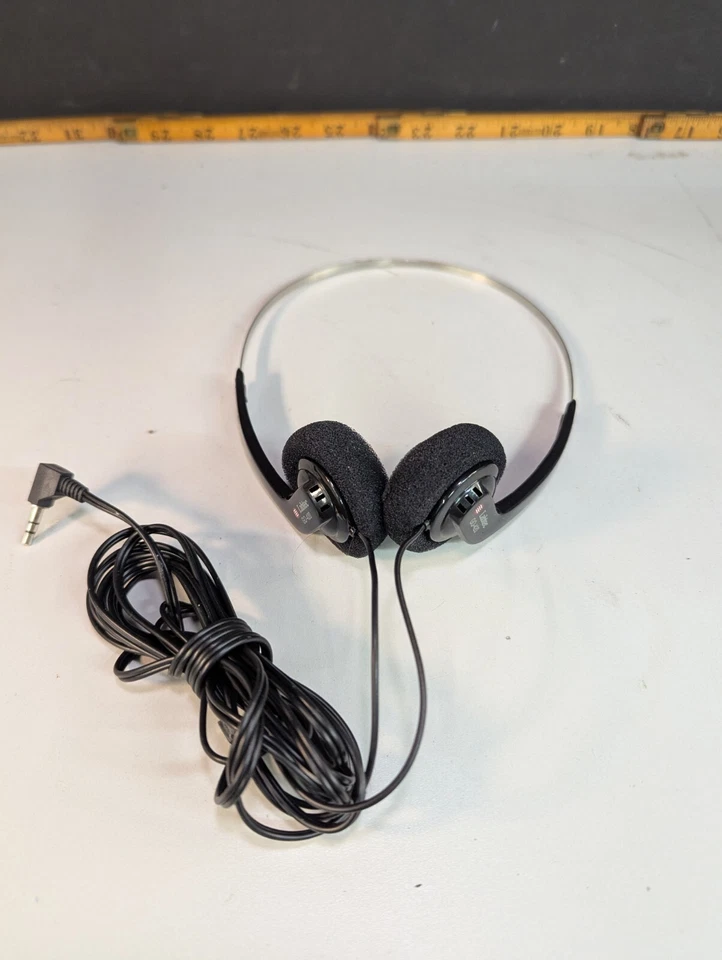 Auriculares Labtec GO 420 Espuma sobre Escuchar Estilo "walkman" Banda de Metal 3.5mm Foto 1 de 3