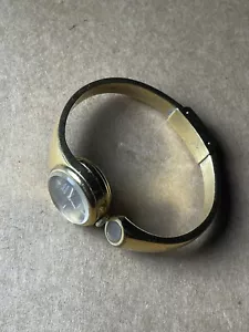 Bulova Accutron Ladies Watch Very Rare Vintage Spring Bracelet Gold Tone Quartz - Picture 1 of 8