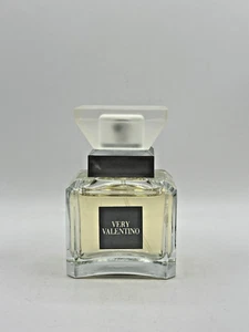 VERY VALENTINO BY VALENTINO 30ML EDT SPRAY CODE-A8SB (NEW WITHOUT BOX) - Picture 1 of 3