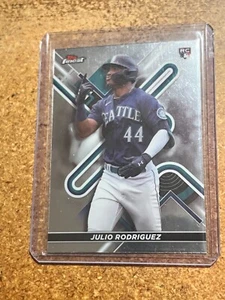 2022 Topps Finest Baseball # 23 Julio Rodriguez RC - Picture 1 of 2