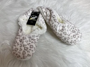 Art Class Faux Fur Slippers with Gripper Bottoms S/M Size 1-3 NWT Girls - Picture 1 of 5