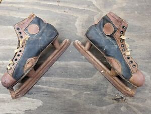vintage ice skates men's antique great character and patina 