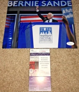 BERNIE SANDERS SIGNED 8X10 PHOTO DEMOCRATS SENATOR CONGRESS 2020 PRESIDENT JSA E - Picture 1 of 1