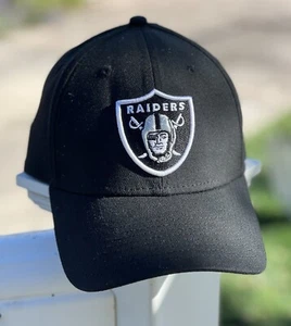 Raiders Shield Black Dome Hat Cap New Era Fitted M/L 6-panel - Picture 1 of 10