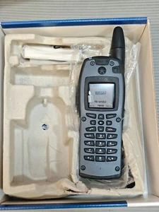 THR880i 800 MHz RC-3 EADS Tetra Walkie Talkie radio bidirezionali NOKIA Cassidian - Foto 1 di 16
