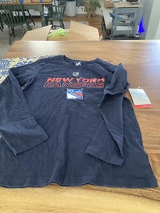 Boys Youth NHL New York Rangers LONG SLEEVE T-Shirt BLUE LARGE L 14/16 NWT - Picture 1 of 4