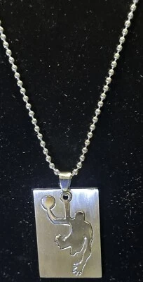 "Collar colgante de baloncesto de acero inoxidable para hombre hip-hop joyería deportiva cadena de 23""" Foto 1 de 4