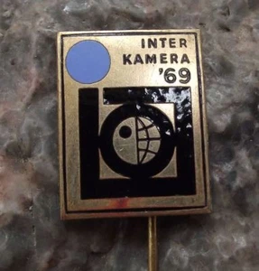 1969 Inter Kamera '69 SLR Camera & Photo Exhibition Intercamera Pin Badge - Picture 1 of 4