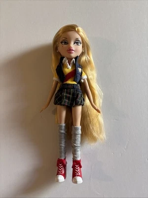 Bratz Joelle 10º ANIVERSARIO 2010 Foto 1 de 2