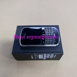 Original BlackBerry 9900 Bold Touch 8GB 3G White/Black Smartphone Unlocked - Picture 1 of 23