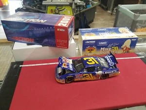 MIKE SKINNER 1:24 NASCAR DIECAST MONTE CARLO 400 REMATCH Action Racing Looney TO - Picture 1 of 12