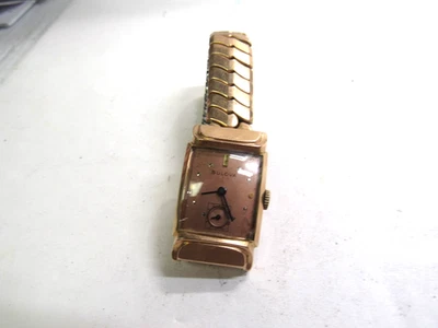 VINTAGE MANS BULOVA  SQUARE FACE  WRISTWATCH 14 KT. ROSE GOLD FILLED 17 JEWELS - Image 1 of 4