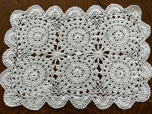 4 LINEN SOURCE 100% White Crochet Lace 19" X 13" Placemats * Mats * Doilies - Picture 1 of 3