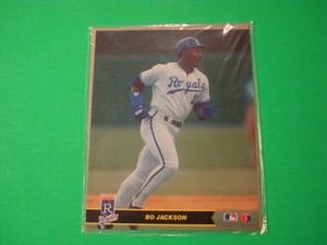 BO JACKSON (ROYALS)  SEALED 8X10 MLB ACTION PHOTO SERIES #1 SUPER STARS NEW