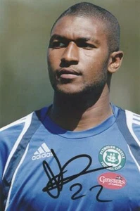 PLYMOUTH: REDA JOHNSON SIGNED 6x4 ACTION PHOTO+COA - Picture 1 of 1