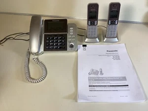 Panasonic KX-TGF350 Répondeur système téléphonique filaire/sans fil avec 2 combinés - Photo 1/20