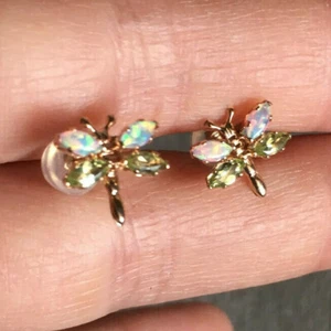 10k Yellow Gold Petite lab created Opal Peridot Green Dragonfly Stud Earrings - Picture 1 of 8