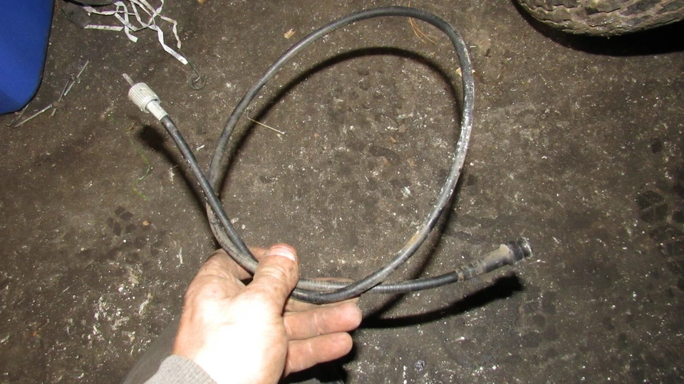 Cable velocímetro honda cm400 c 1981 Foto 1 de 1