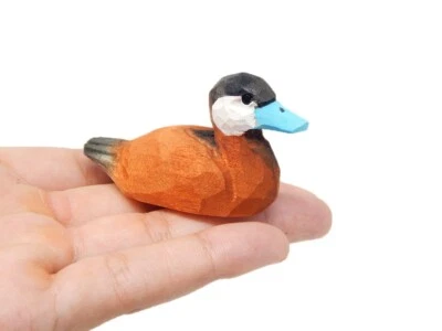 Estatuilla de pato ruddy pico azul miniatura pájaro estatua talla señuelo decoración jardín Foto 1 de 4
