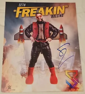 Impresión de póster autógrafo oficial de la WWE 11x14 firmado automáticamente por Seth "Freakin" Rollins - Imagen 1 de 10