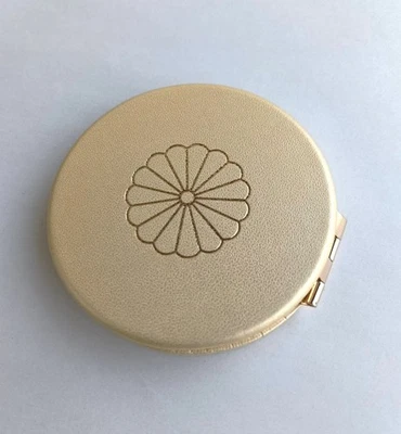 Espejo compacto dorado Imperial Palace Japón | Edición limitada | Ampliación de doble cara Foto 1 de 4