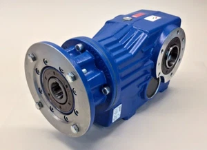 STM OMF-71-M4-IR-179.6 Gear Box 2070015091 Ratio 179.6:1 - Picture 1 of 6