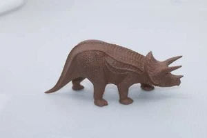 Vintage Natural History Museum Triceratops Dinosaur Toy Model by Invicta 1975 - Picture 1 of 3