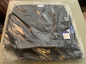 OEM Volvo Textile Mat Kit Part #32344339 New 4 Mats Charcoal NEW Sealed - Bild 1 von 4