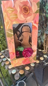 Betsey Johnson Glitter Platform Heels ๐น Rose Pearl Accent Sandals Black 7.5 - Picture 1 of 14