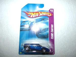 Hot Wheels 2008 Enzo Ferrari tiene un pliegue a lo largo de la parte superior de la tarjeta muy buen estado - Imagen 1 de 1