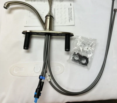 Delta 140-SS-DST-COLLINS Single Handle Kitchen Faucet - Image 1 of 2