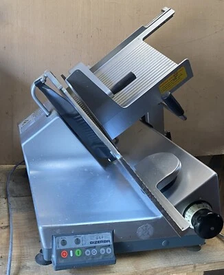 碧彩 GSP 高清 IP 33 自动切片机 13 英寸刀片,1/2 马力肉熟食切片机 — 第 1/4 张图片