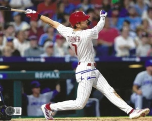 Signed 8x10 TREA TURNER Philadelphia Phillies Autographed photo Beckett Witness - Picture 1 of 1