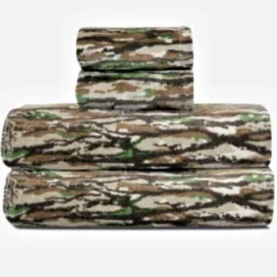 Juego de baño de 4 piezas con estampado militar de camuflaje/2 toallas de baño 30x54" + 2 toallas de mano Foto 1 de 3