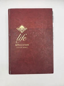 Life Application Study Bible NIV Tyndale Hardcover Red Lettering - Picture 1 of 7