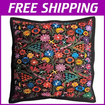 Funda de cojín bordada negra hecha a mano Foto 1 de 4